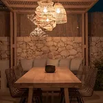 Papadria - Modern Luxury Near Kathisma * Tsoukaládhes