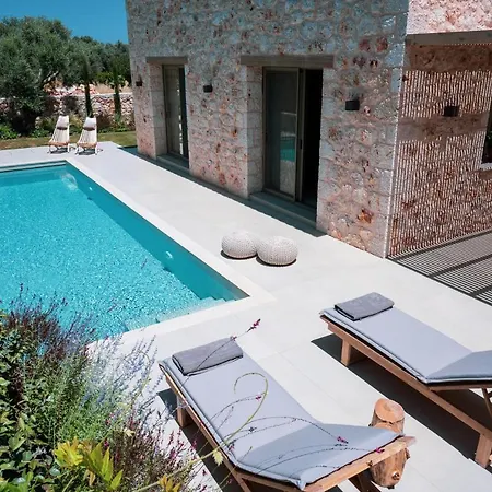Papadria - Modern Luxury Near Kathisma * Tsoukaladhes
