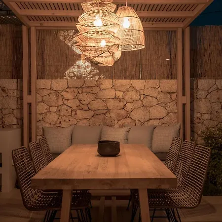Papadria - Modern Luxury Near Kathisma * Tsoukaladhes