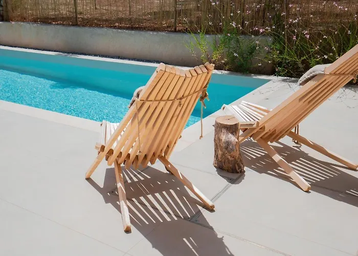 Papadria - Modern Luxury Near Kathisma * Tsoukaládhes