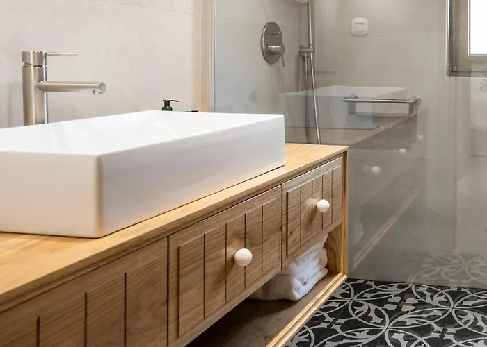 Papadria - Modern Luxury Near Kathisma *