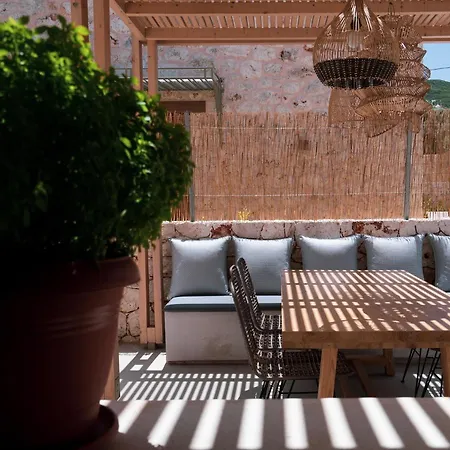 Willa Papadria - Modern Luxury Near Kathisma Tsoukaládhes
