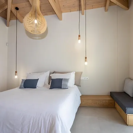Vilă Papadria - Modern Luxury Near Kathisma Tsoukaládhes