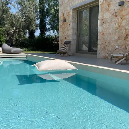 Papadria - Modern Luxury Near Kathisma Villa Tsoukaládhes