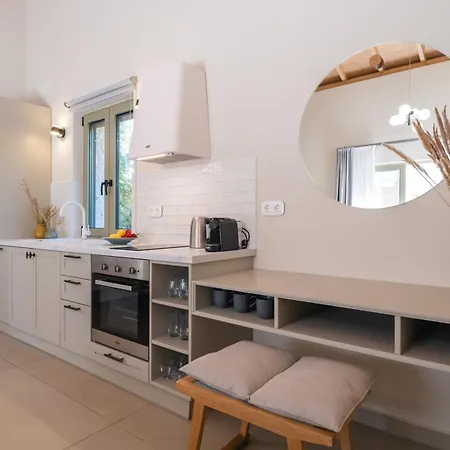 Βίλα Papadria - Modern Luxury Near Kathisma Τσουκαλάδες