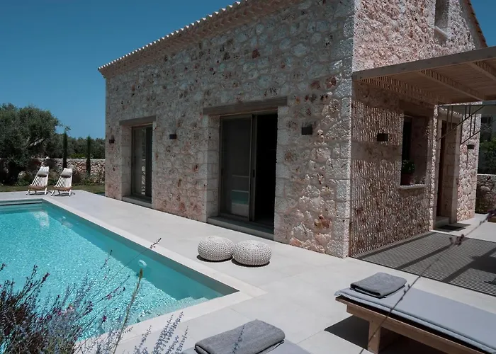 Villa Papadria - Modern Luxury Near Kathisma *