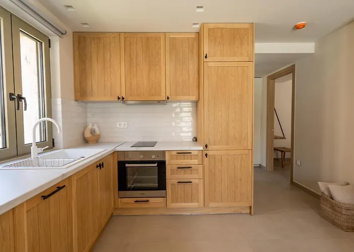 Villa Papadria - Modern Luxury Near Kathisma