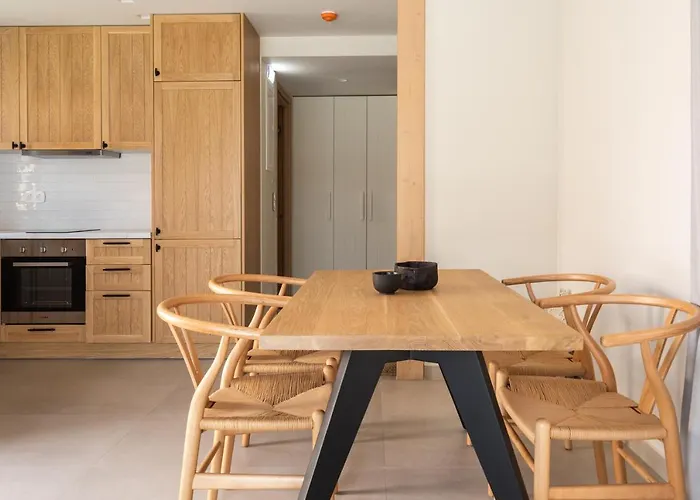 Papadria - Modern Luxury Near Kathisma