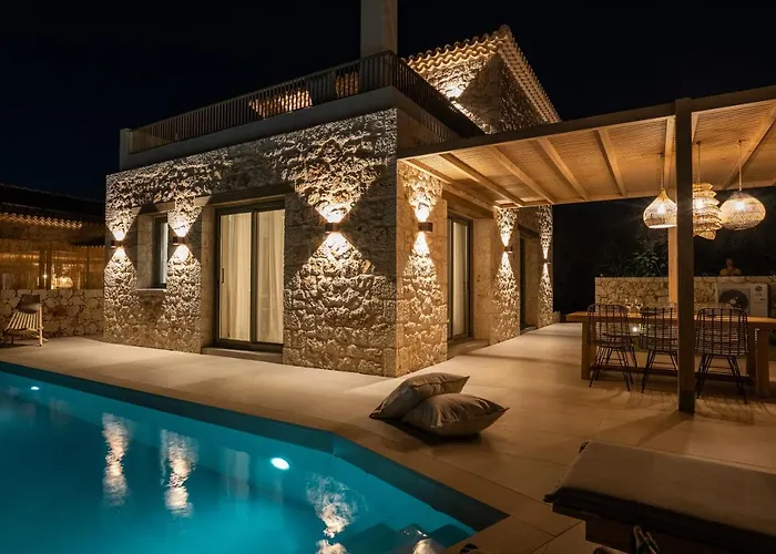 Villa Papadria - Modern Luxury Near Kathisma Tsoukaládhes